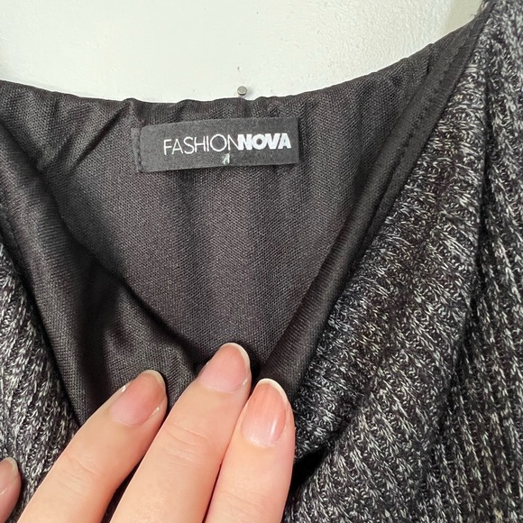 Fashion Nova body con dress - Picture 4 of 5